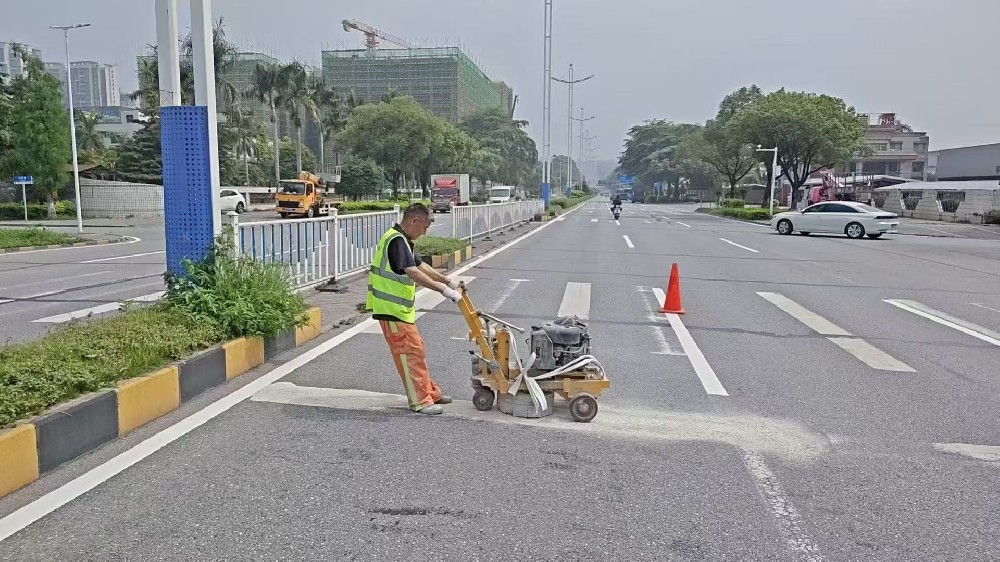 2026乡村建设新趋势!彩色道路标线成标配